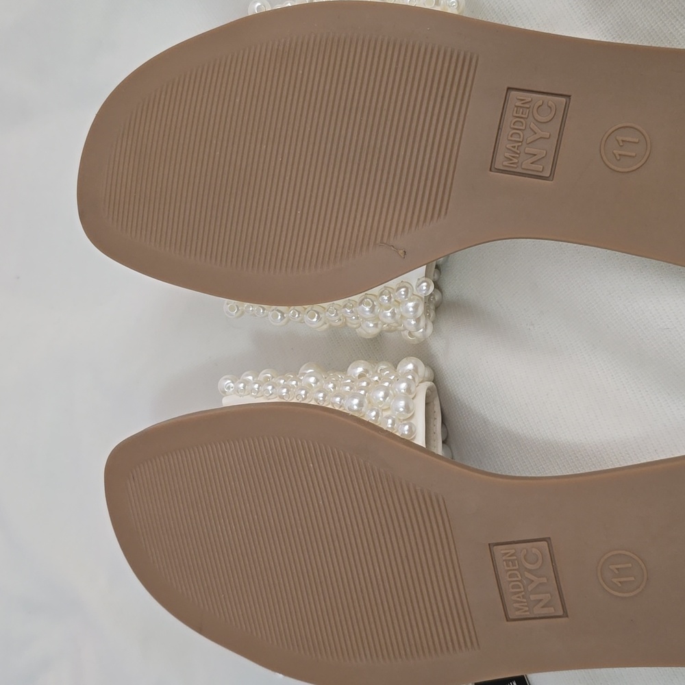Madden NYC Women's Shoes Size: 11 - Picture 13 of 16